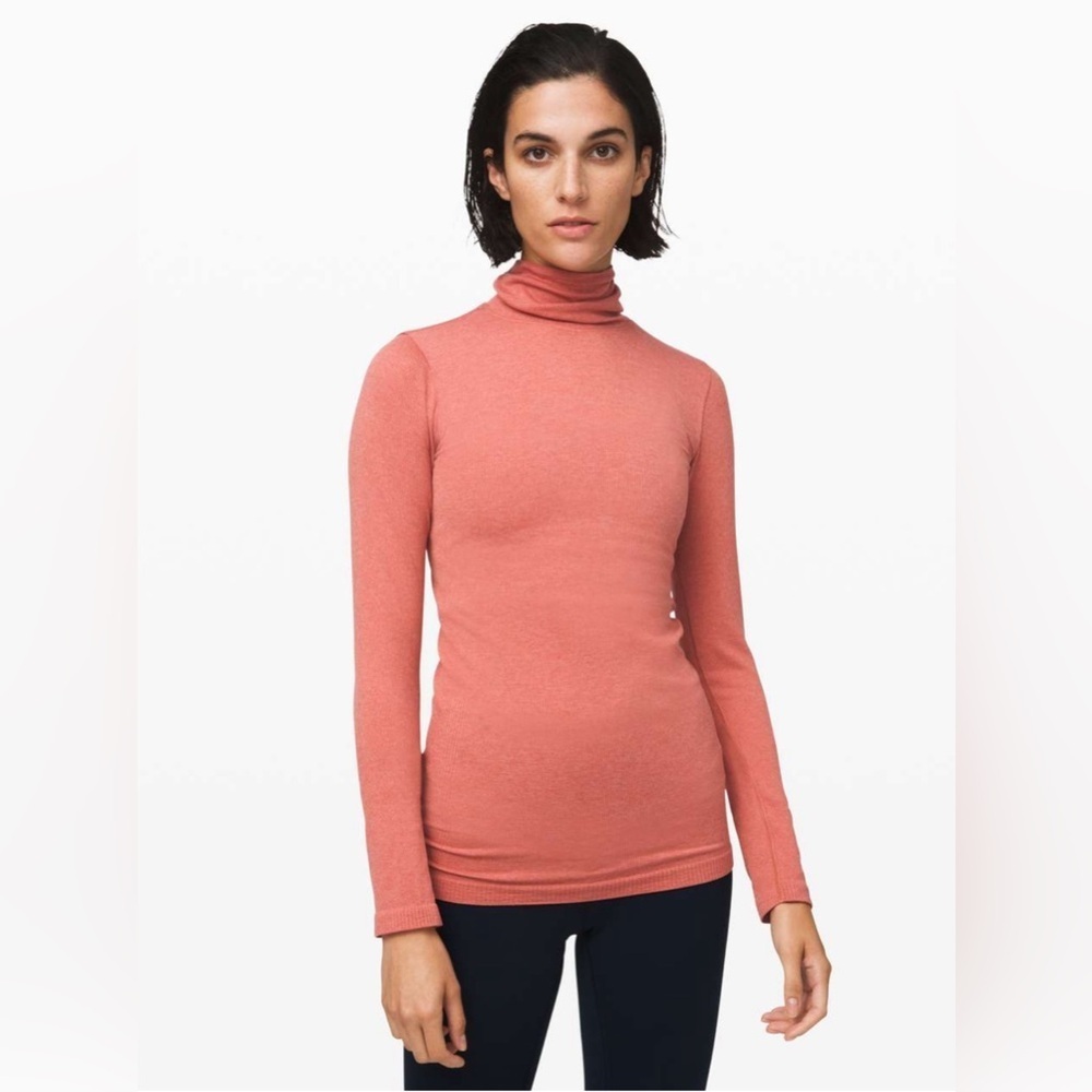 Lululemon Yin Vibes Turtleneck, Size 2
